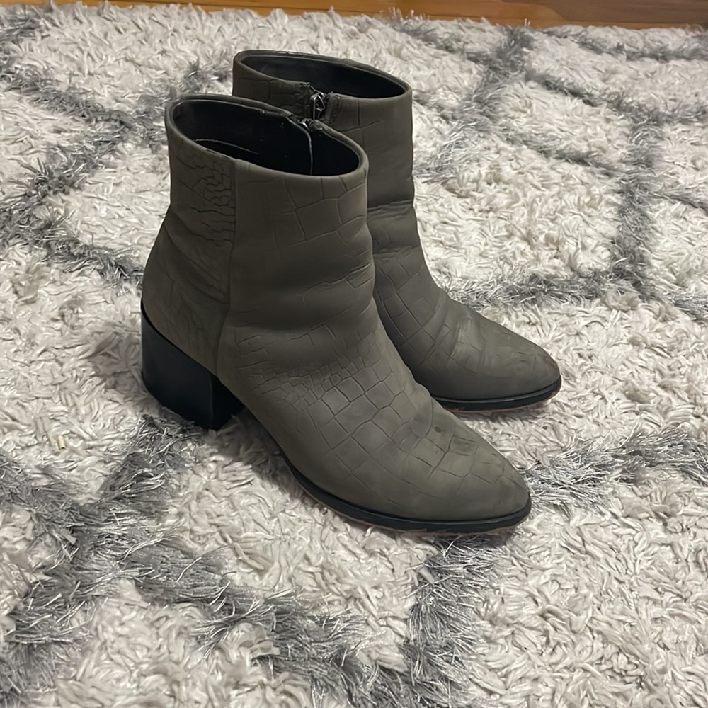 Sam Edelman - Picture 2 of 5